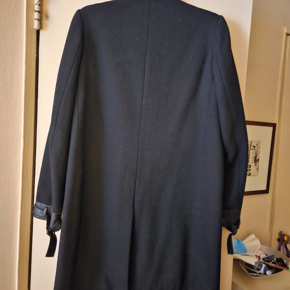 VINCE BLACK WOOL COAT WITH LAMB LEATHER TRIM.  SIZE 8/FITS SIZE 12 - Picture 5 of 13